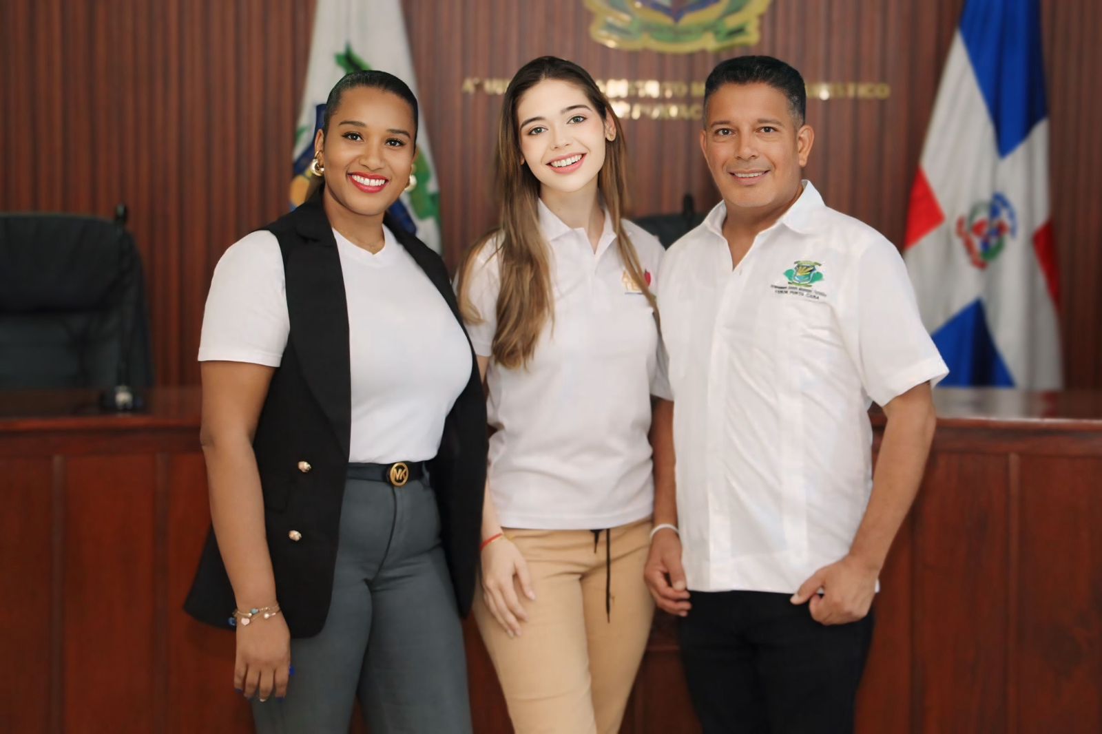 Marisol Martiěnez, Massiel Chupani, y Ceěsar Ramos / Fuente externa