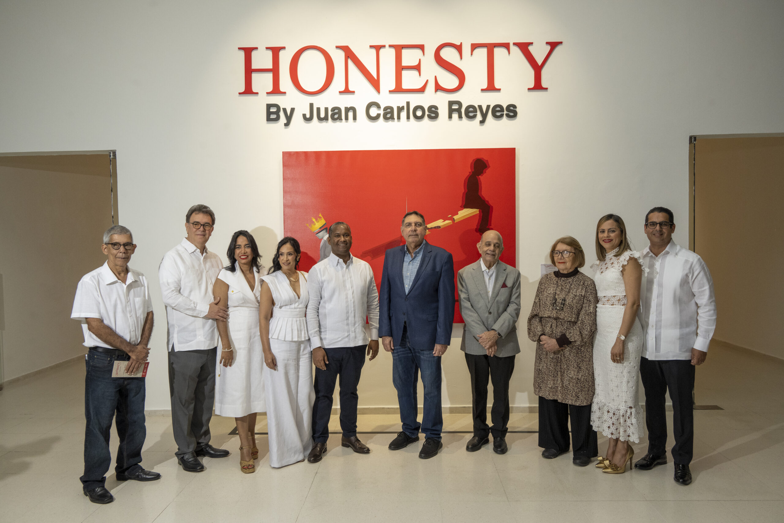 Nelson Ceballos, Jottin Cury, Lilian Carrasco de Cury, Yirda Guzmán de Reyes, Juan Carlos Reyes, Gamal Michelén, Federico Fondeur, Marianne de Tolentino, Yajaira Orsini de Espinal y Edwin Espinal / Fuente externa