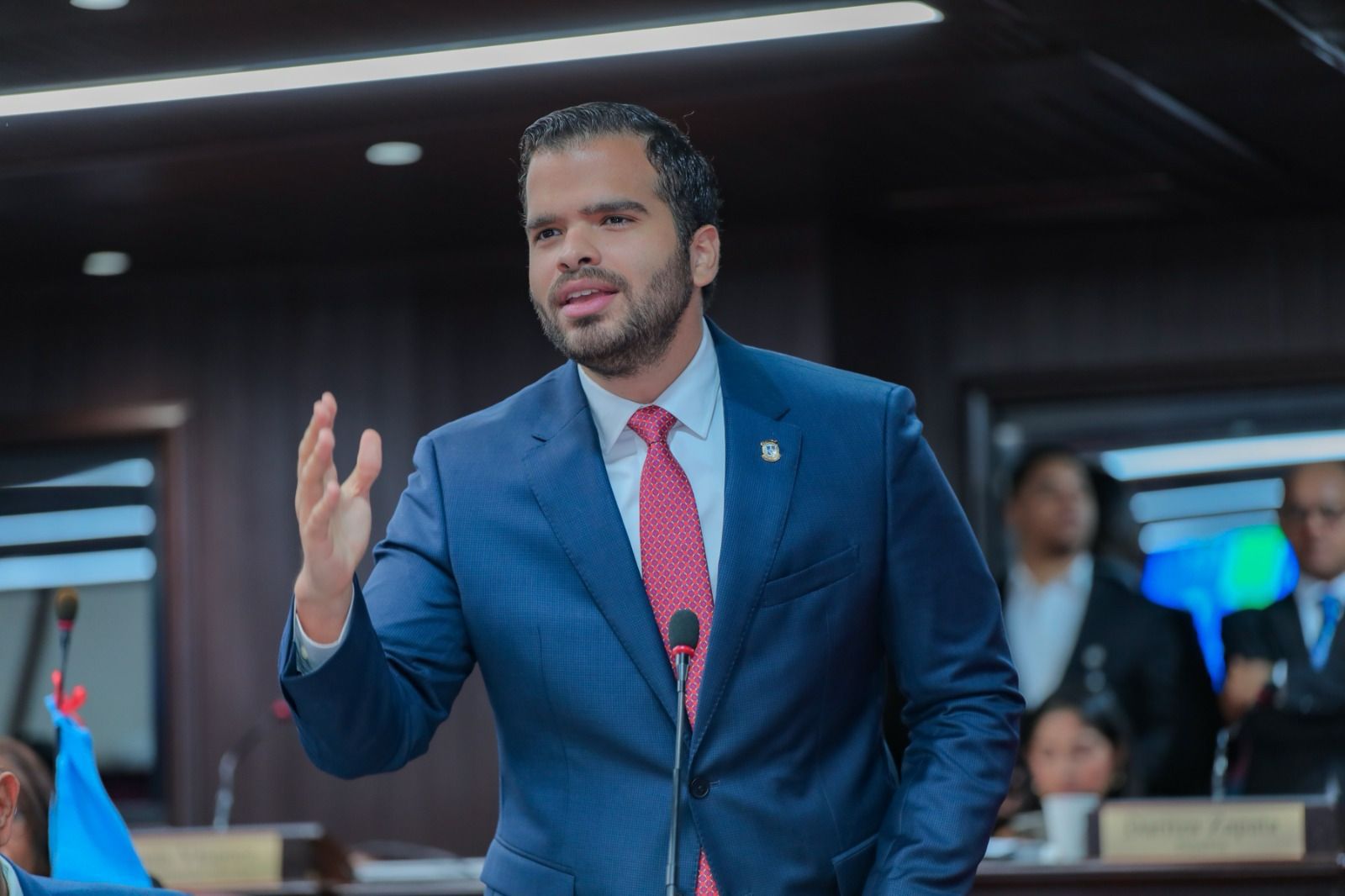 Diputado propone utilizar la tecnología como principal método de control migratorio