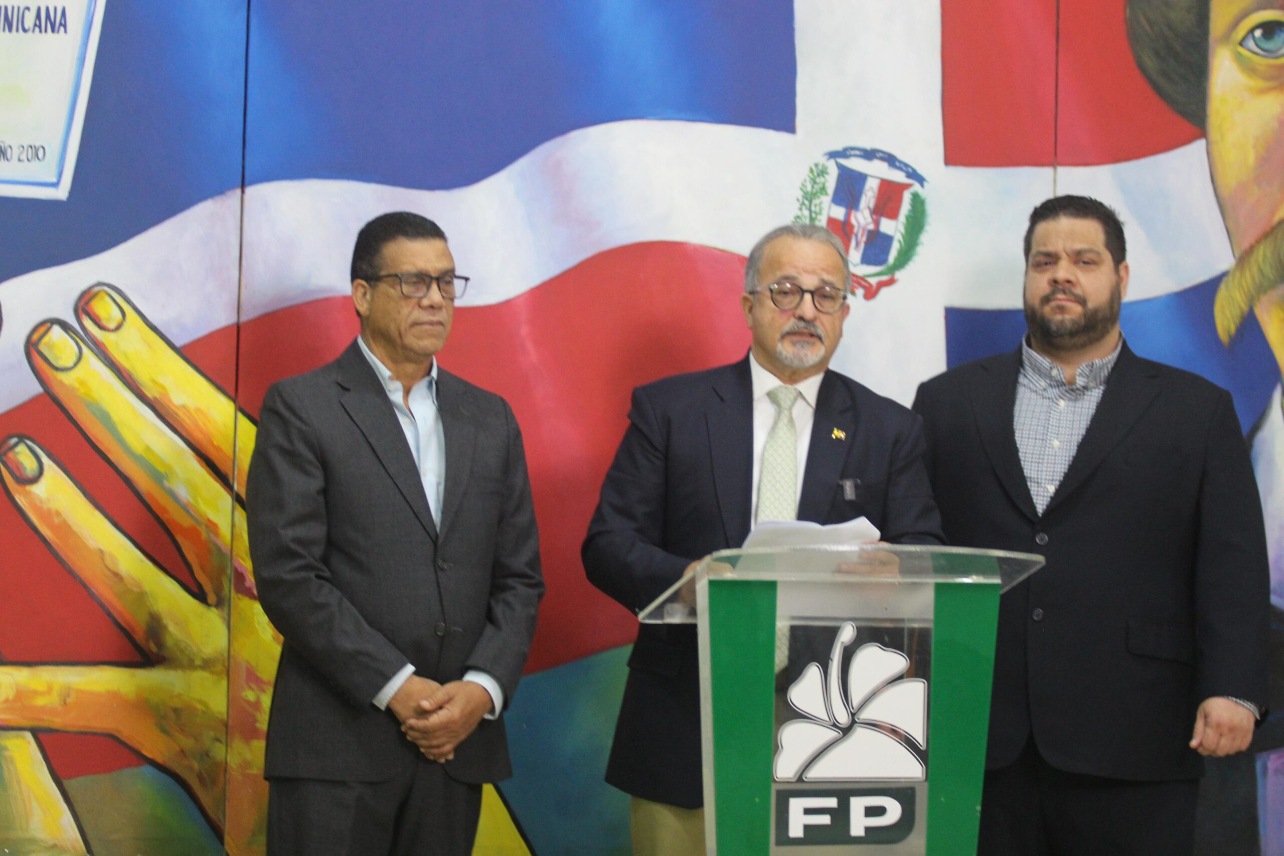 Fuerza del Pueblo denuncia ¨serias distorsiones¨ de la Ley de Seguridad Social