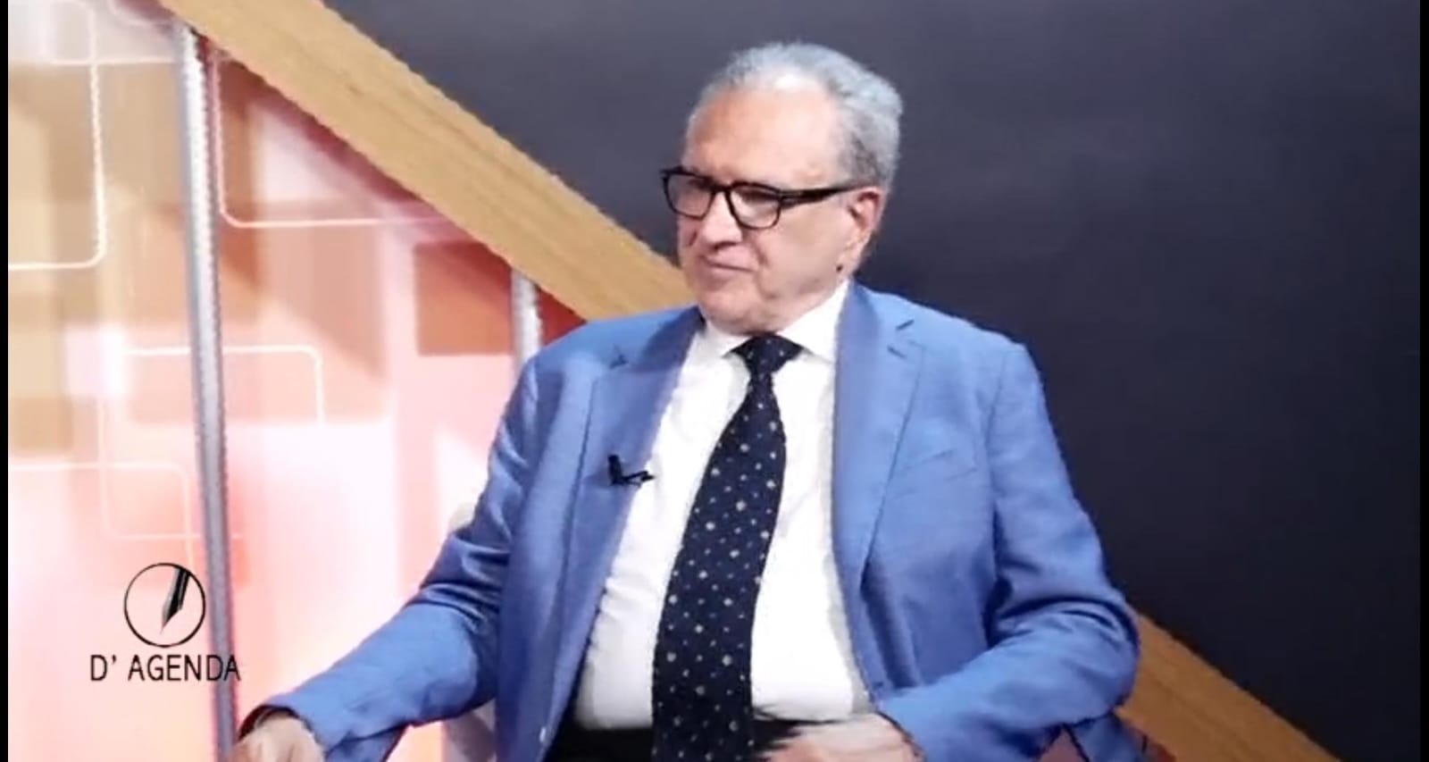 El Diplomático e historiador Víctor Grimaldi