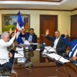 Aprueban a unanimidad no hacer cambios a la cesantía