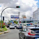 Intrant instala semáforo en avenida San Isidro con Ecológica tras años de reclamos