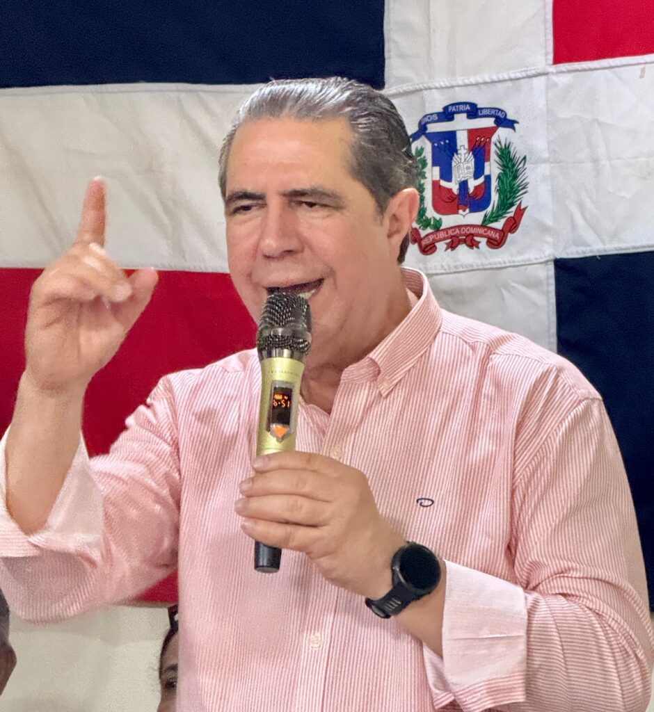 Francisco Javier García, miembro del Comité Político del Partido de la Liberación Dominicana (PLD), criticó la efectividad en la ejecución del 4% del Producto Interno Brito (PIB) en la educacion preunivessitaria en los últimos cinco años..