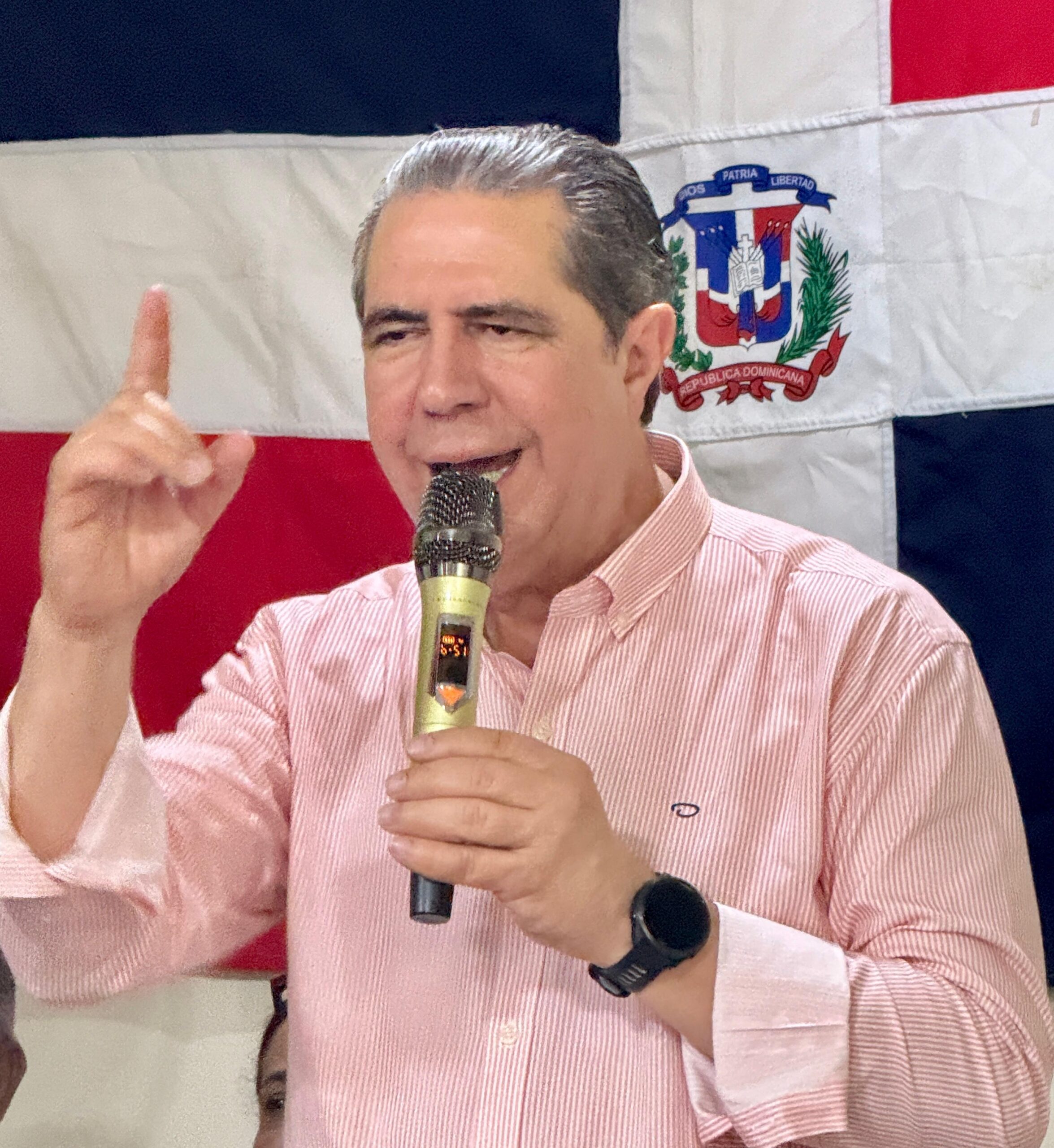 Francisco Javier García, miembro del Comité Político del Partido de la Liberación Dominicana (PLD), criticó la efectividad en la ejecución del 4% del Producto Interno Brito (PIB) en la educacion preunivessitaria en los últimos cinco años..