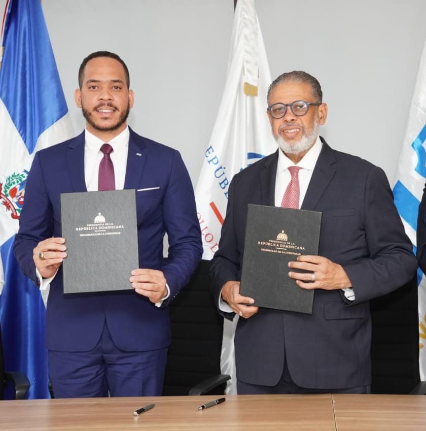 La Dirección General de Desarrollo de la Comunidad (DGDC) y Jaycees'72, organización dependencia de Junior Chamber Internacional (JCI), firmaron un convenio de colaboración interinstitucional que establece un marco estratégico para la ejecución conjunta de proyectos, orientados al empoderamiento y fortalecimiento de las comunidades locales.