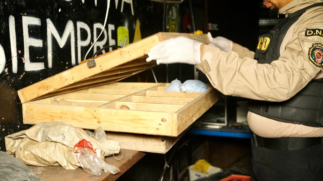 A través de una nota de prensa, se informó que esta acción busca devolver la tranquilidad a la comunidad y combatir la delincuencia que por años ha afectado al sector.