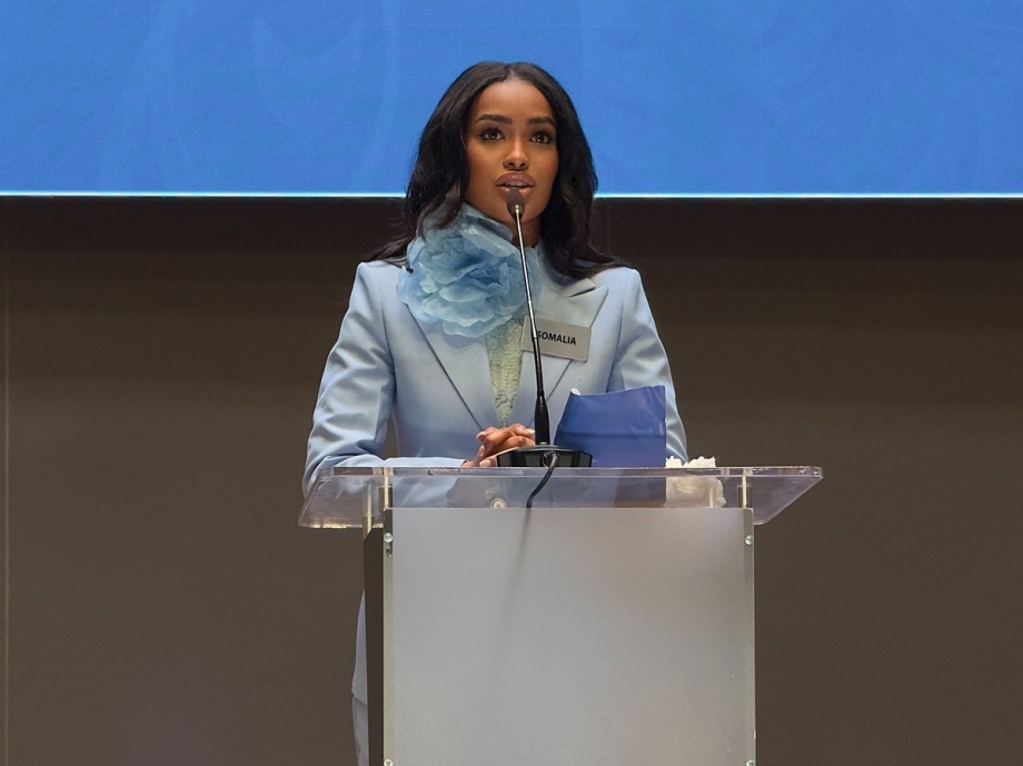 Miss Mundo 2025: Zainab Jama denuncia mutilación genital femenina