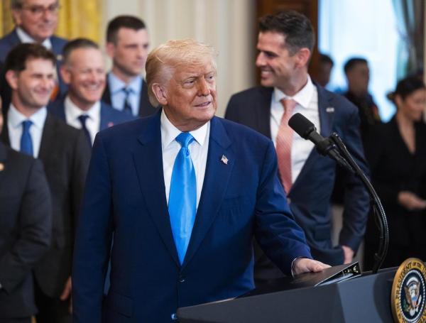 Donald Trump anunció una fuerte medida migratoria. Foto:EFE