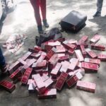 Detienen a dos pasajeras de autobús con más 20 mil cigarrillos de contrabando