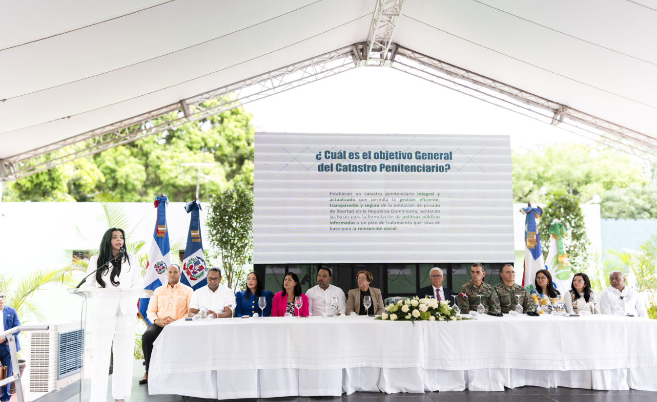 La Procuraduría General de la República, en coordinación con la Oficina Nacional de Estadísticas (ONE) y con el apoyo de la Agencia Española de Cooperación Internacional para el Desarrollo (AECID), puso en marcha el Primer Catastro Nacional Penitenciario, con el propósito de obtener información precisa y actualizada sobre la población privada de libertad en el país.