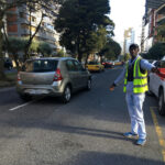 Autoridades buscan solución al problema de los de los parqueaderos informales