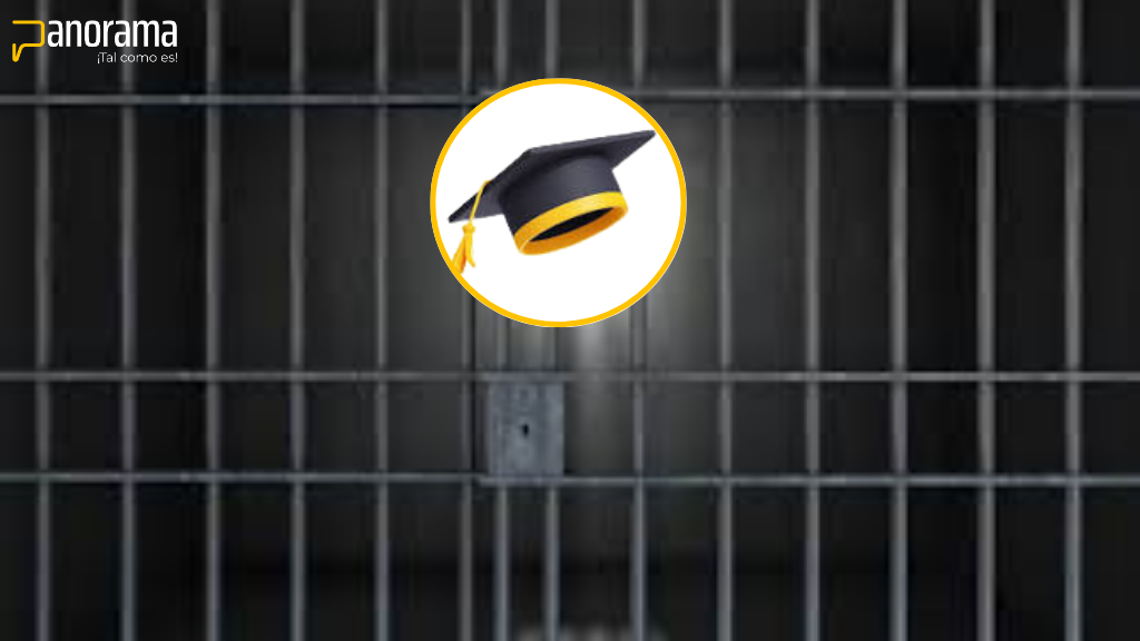 Diez privados de libertad se graduaron de bachilleres en el Programa para Adultos (Prepara), en un acto realizado en el Polideportivo Fabio Rafael González, ubicado en el complejo del Polideportivo de Puerto Plata.