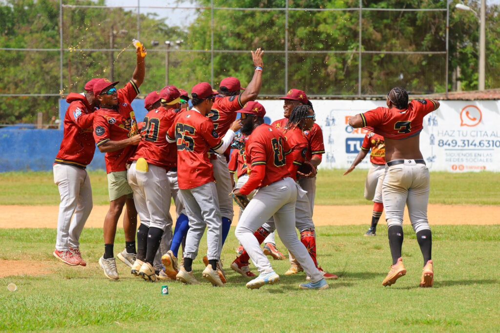Bravos de San Luis campeones