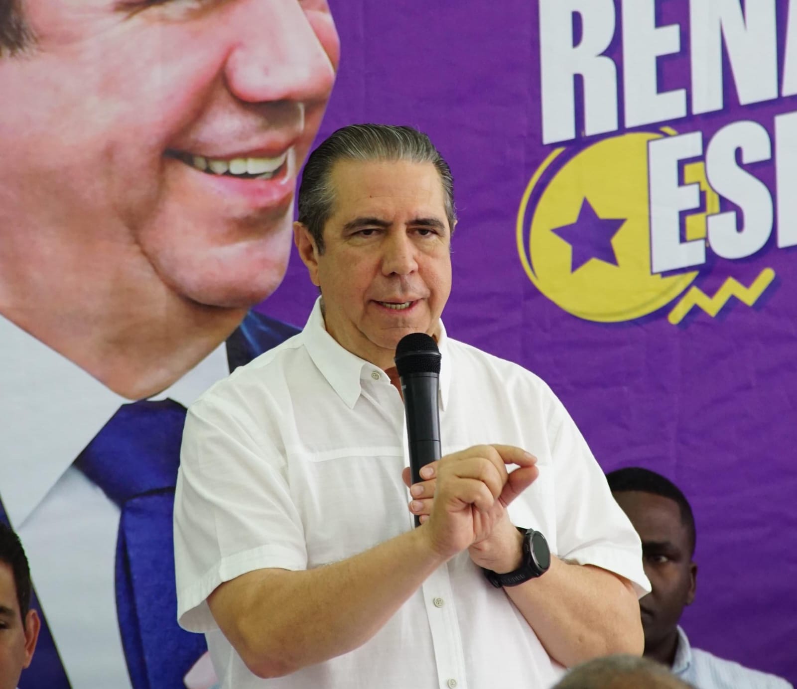 El dirigente del Partido de la Liberación Dominicana (PLD), Francisco Javier García, rechazó que sectores no identificados obstaculicen el proceso de nominación a la presidencia de la República dentro de su partido, mientras que, en el Partido Revolucionario Moderno (PRM), ya se oficializan a los aspirantes presidenciales.