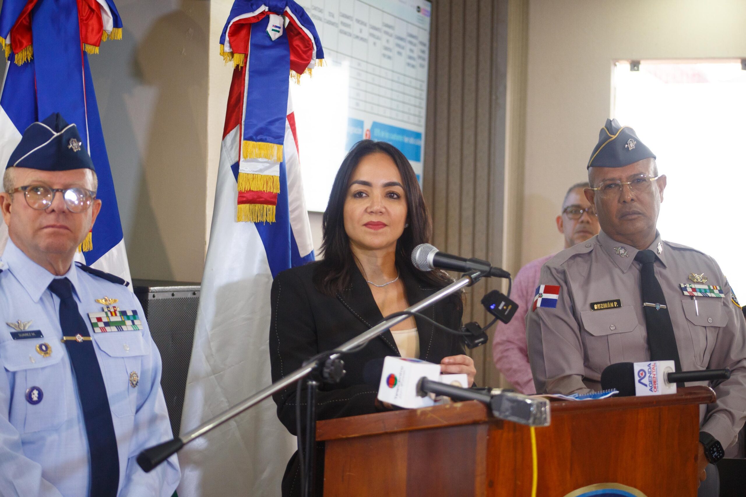 Las autoridades anunciaron este martes el inicio del nuevo modelo de patrullaje en Santiago, como parte del plan piloto que comenzó la semana pasada en el Distrito Nacional.