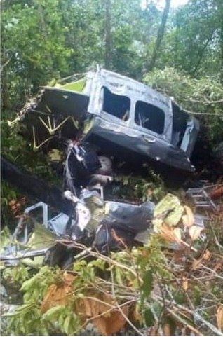 Restos de la nave de la Fuerza Aérea Dominicana, matrícula 3032.