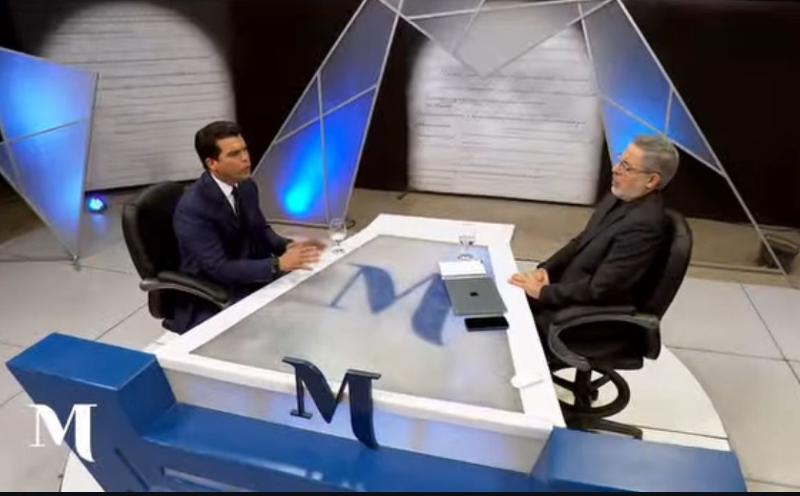 El dirigente del Partido REvolucionario Moderno (PRM) Wellington Arnaud sostiene que el verdadero liderazgo político no se mide por popularidad instantánea sino por la capacidad de conectar de manera orgánica y sostenida con las bases partidarias.