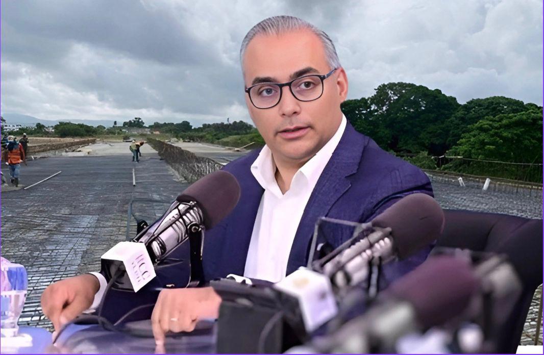 El ingeniero Jeffrey Infante, miembro de la Dirección Central del partido Fuerza del Pueblo (FP), denunció este miércoles un grave descontrol financiero y técnico en la construcción de la circunvalación de Moca, que ha cuadruplicado su presupuesto inicial y aún no se ha terminado, cuatro años después de comenzar.