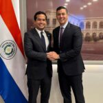 Senador del Distrito Nacional de la República Dominicana, Omar Fernández, junto Santiago Peña, presidente de Paraguay / Fuente externa