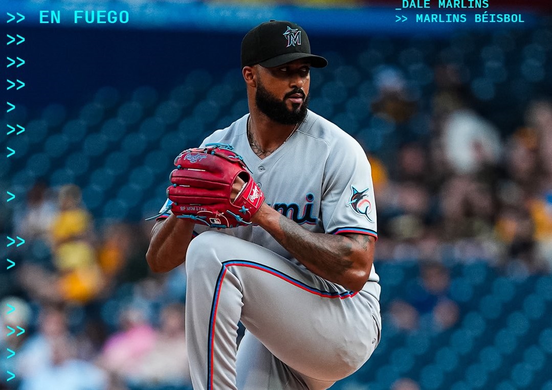 Sandy Alcántara lanzó primores ante los Piratas de Pittsburgh.