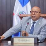 Diputados aprueban Ley de Contrataciones que encarcelaría a funcionarios que negocien con el Estado