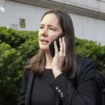 La fiscal del distrito sur de Nueva York e hija del exdirector de la Policía Federal estadounidense (FBI), Maurene Comey, fue destituida, después de trabajar cerca de una década al servicio de la Fiscalía de Manhattan, destacando el proceso al delincuente sexual convicto Jeffrey Epstein y a la exasistenta de éste, Ghislaine Maxwell.