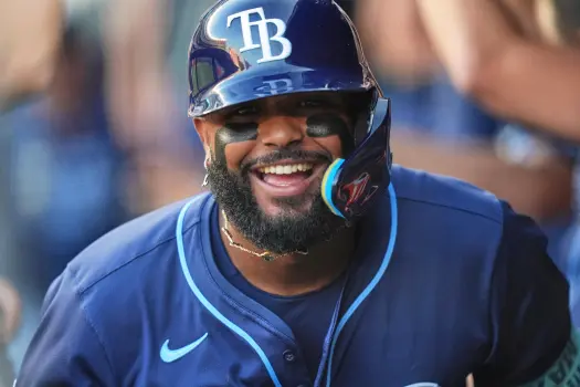 Junior Caminero es el líder de jonrones entre los jugadores dominicanos.