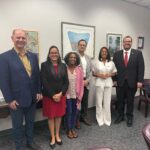 Consulado dominicano en New Orleans gestiona becas y programas en prestigiosa universidad