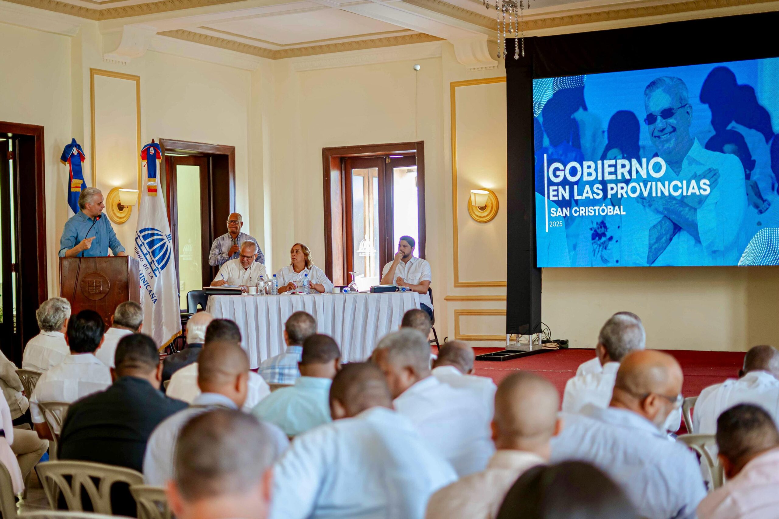 El Ministerio de la Presidencia informó que este sábado 5 y domingo 6 de julio realizarán una nueva fase del programa “Gobierno en las Provincias”, con el objetivo de continuar escuchando a las comunidades a medida que se dan respuesta a las necesidades identificadas en encuentros anteriores.