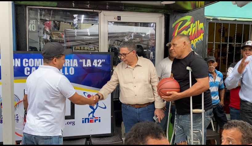 Esta comunidad, marginada durante décadas y estigmatizada por la violencia y la delincuencia, ha sido objeto de múltiples intervenciones y programas estatales y privados. Todas estas iniciativas han buscado devolverle la paz, garantizar servicios básicos y, sobre todo, eliminar los prejuicios que recaen sobre sus habitantes.