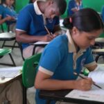 El Ministerio de Educación de la República Dominicana (Minerd) informa que 88,538 estudiantes de Secundaria y Educación Media General de Adultos fueron promovidos tras la primera convocatoria de las Pruebas Nacionales 2025, celebrada entre el 24 y el 29 de junio.