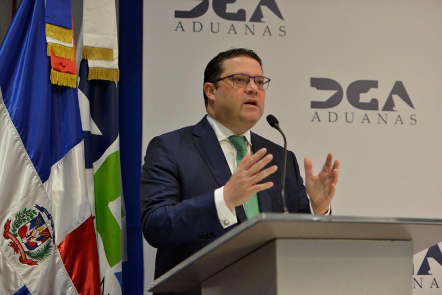 La Dirección General de Aduanas (DGA) alcanzó este año el billón de pesos recaudados por la actual administración, iniciada en agosto de 2020, pese al contexto internacional que ha vivido el comercio exterior en dicho periodo, informa la entidad.