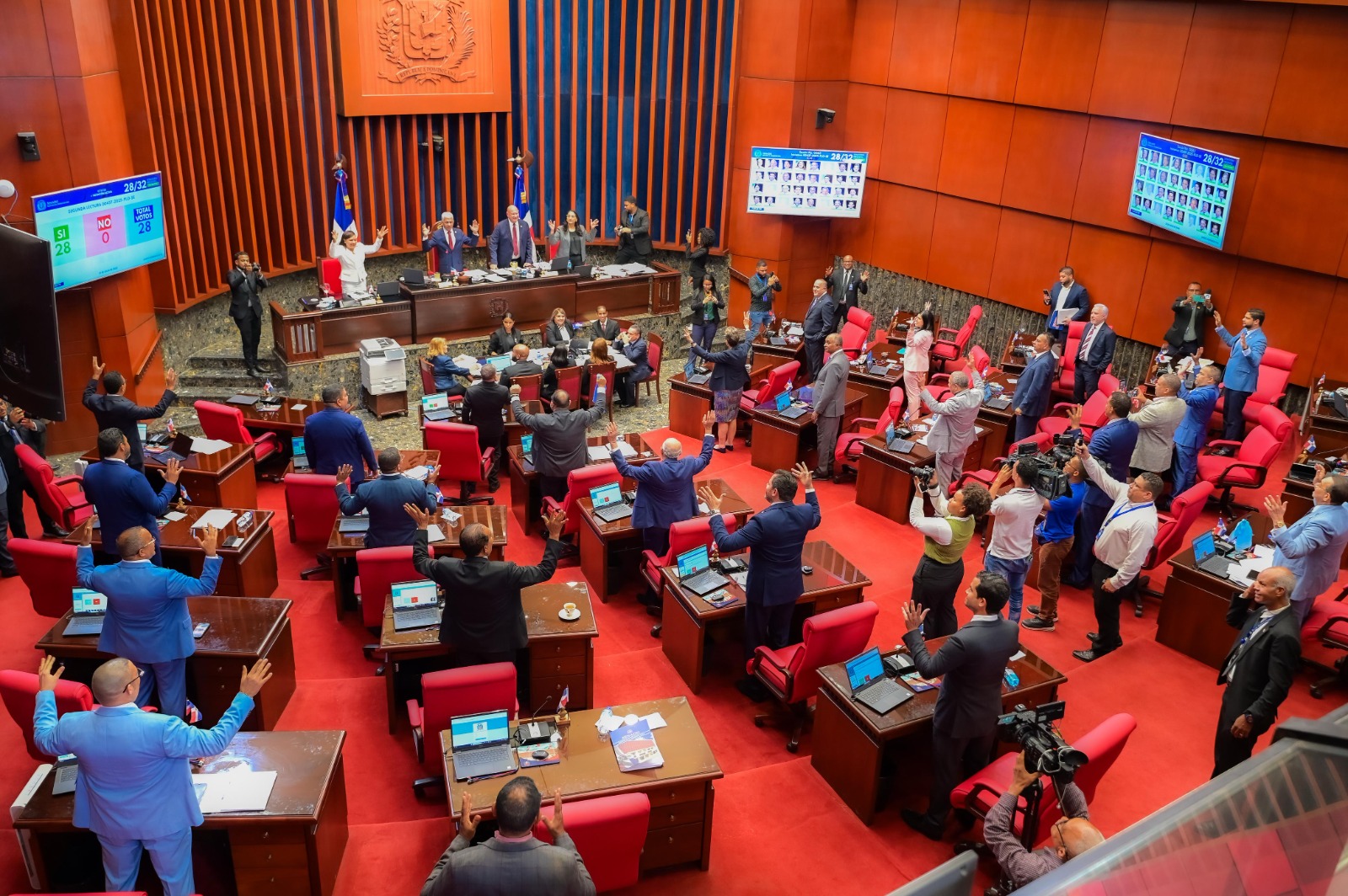 El Senado de la República aprobó a unanimidad en segunda lectura las modificaciones a la Ley Orgánica del Código Penal de la República Dominicana, sin incluir las tres causales para la interrupción el embarazo en situaciones específicas. En lo adelante la iniciativa pasa a la Cámara de Diputados para su conocimiento