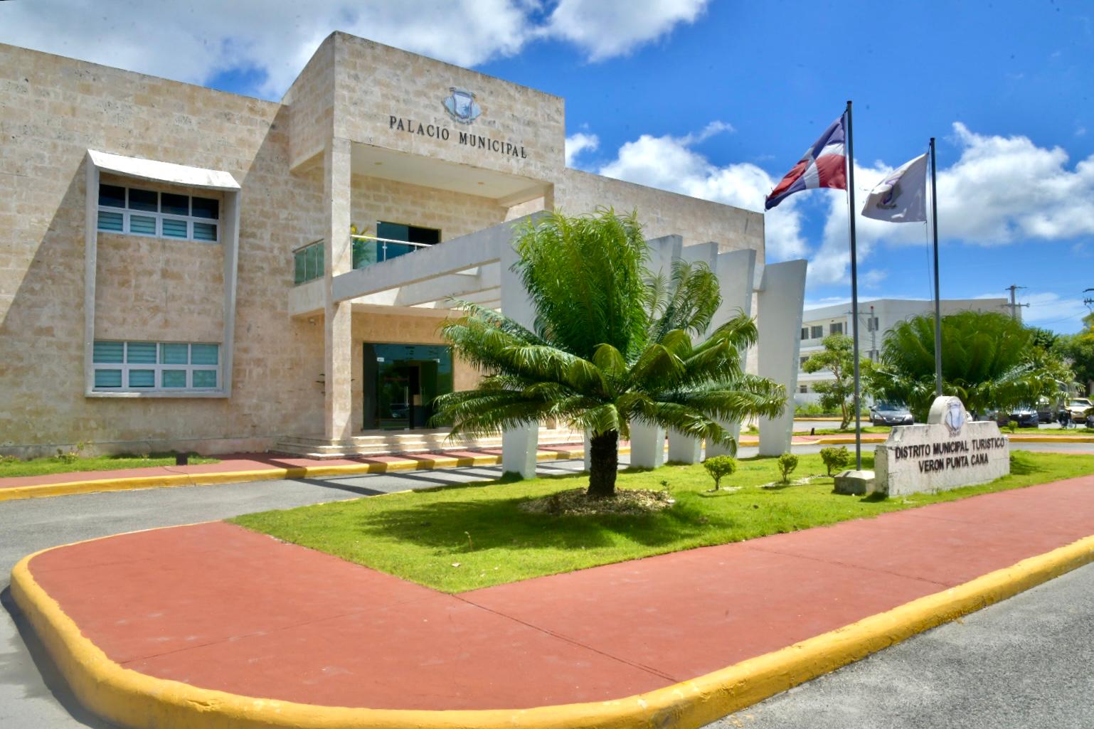 El Pleno del Senado aprobó el proyecto de ley que busca elevar a la categoría de municipio al distrito municipal turístico Verón–Punta Cana, perteneciente actualmente al municipio de Higüey, provincia La Altagracia