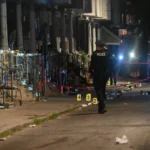 Al menos tres personas murieron y otras 10 resultaron heridas durante un tiroteo en un vecindario del sur de Philadelphia,  de acuerdo con el informe de las autoridades.