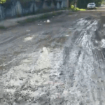 Líderes comunitarios de El Talado, Las Mercedes y otras localidades del distrito municipal Chirino, en Monte Plata, hicieron un llamado urgente al presidente de la República, Luis Abinader, para que se cumplan las promesas de infraestructura realizadas a estas comunidades hace más de un año