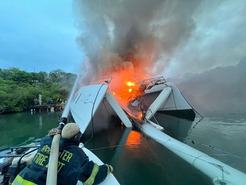 El barco, fue identificado como “El Capi IV” / Fuente eexterna