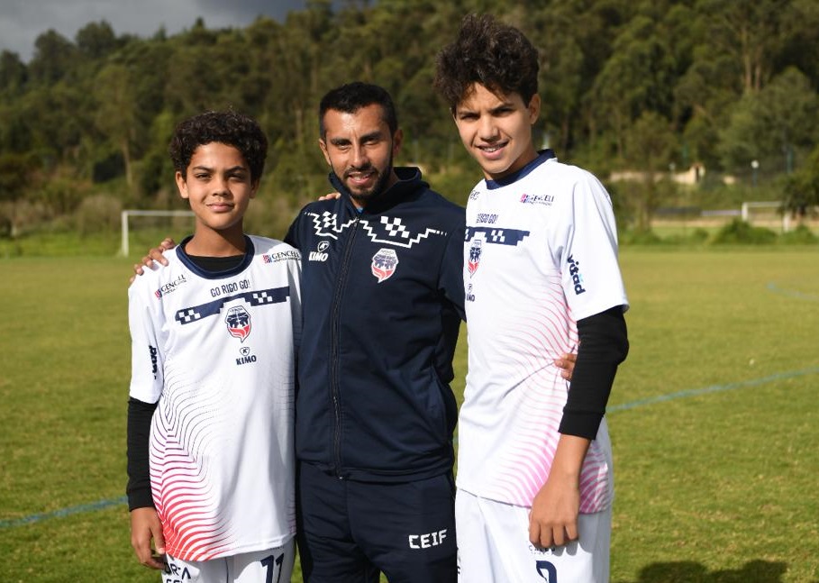 Los prometedores futbolistas dominicanos Gonzalo Luthje y Fabrizio Sergio en Colombia.