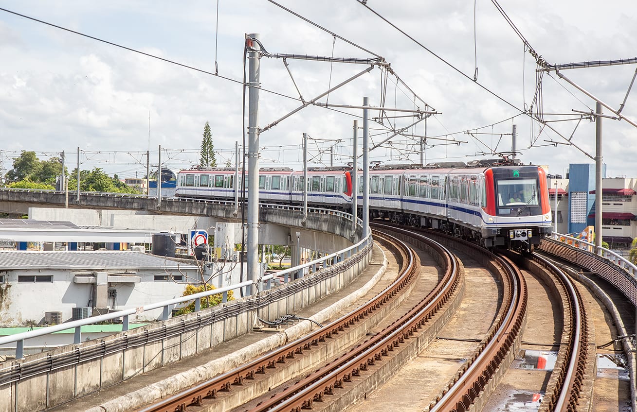 Tren de seis vagones / Fuente externa