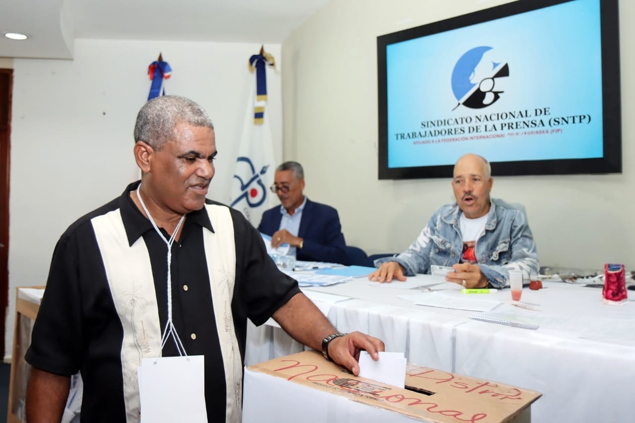 Eligen a Manuel Ureña secretario general y Mario Lara dirigirá la filial del Distrito Nacional