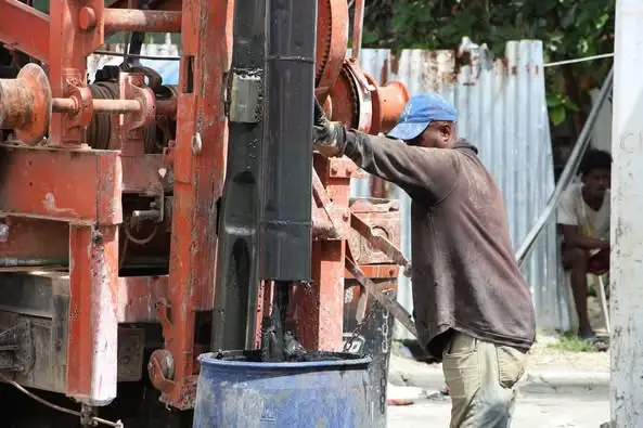 Falta de acueductos pone en riego a los ciudadanos de Verón