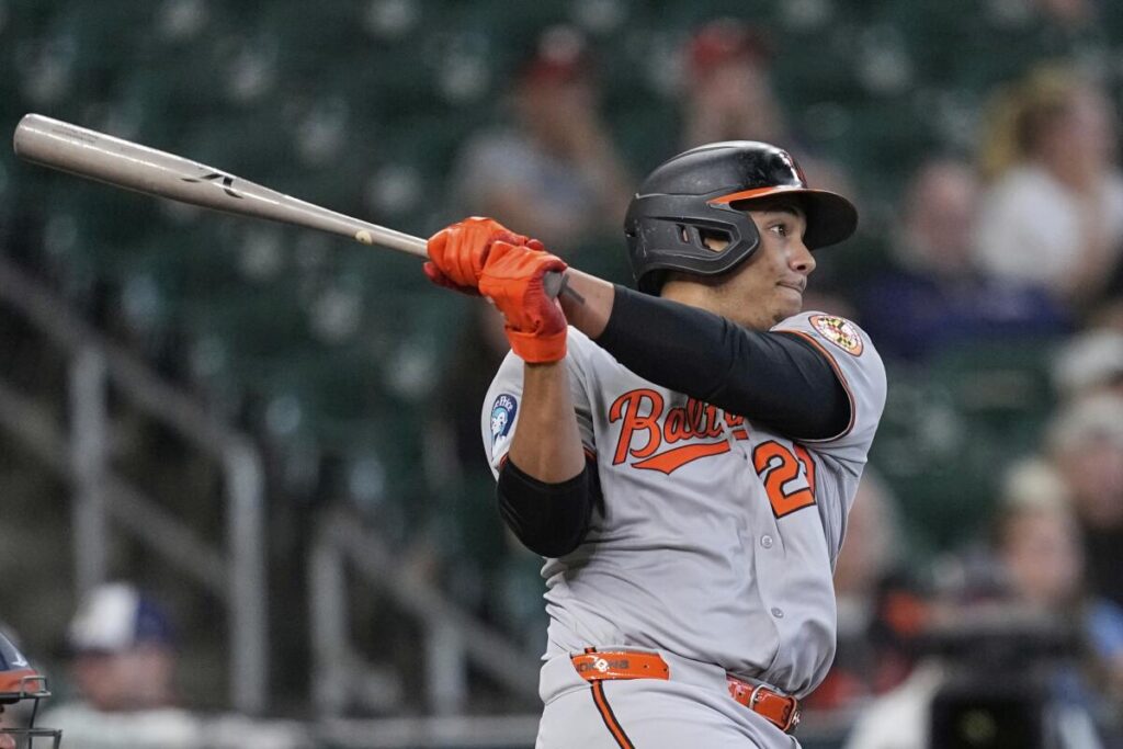 Samuel Basallo de los Orioles de Baltimore.