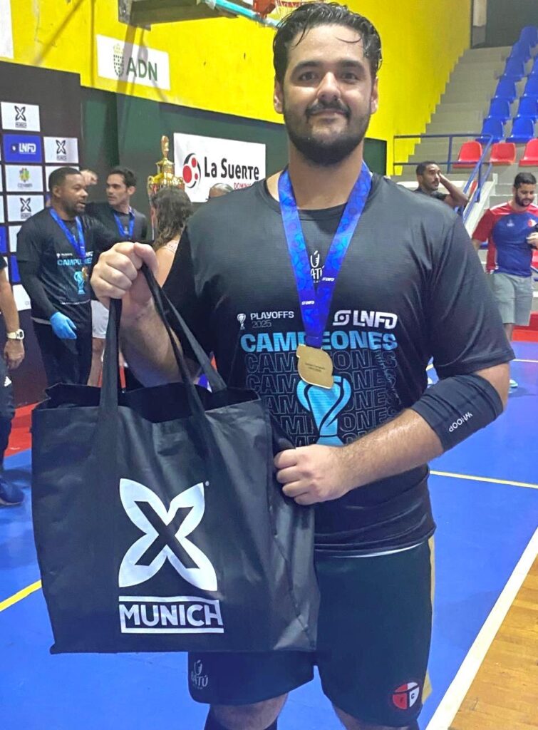 Abraham Reynoso portero del equipo Turia FC, quien fue electo el Jugador Más Valioso de la final de la LNFD.