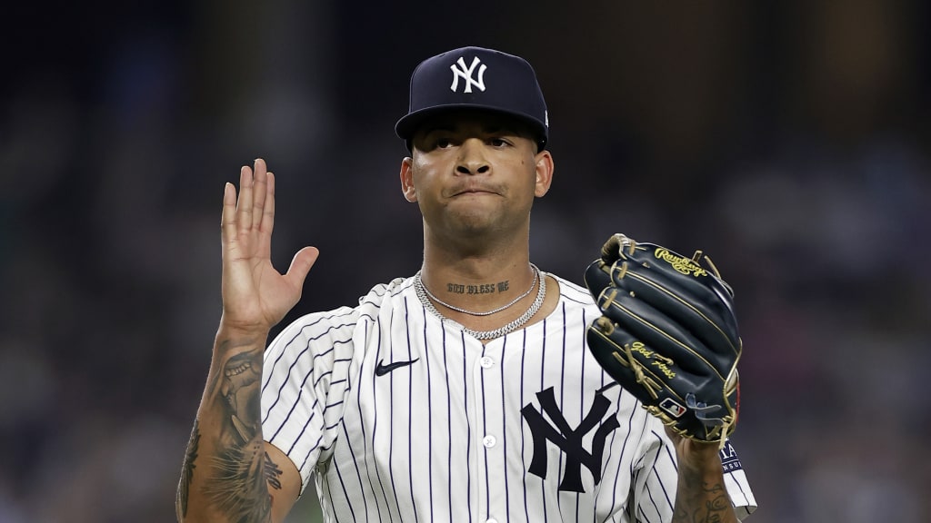 Lanzador dominicano Luis Gil logra con los Yankees su segunda victoria de la temporada