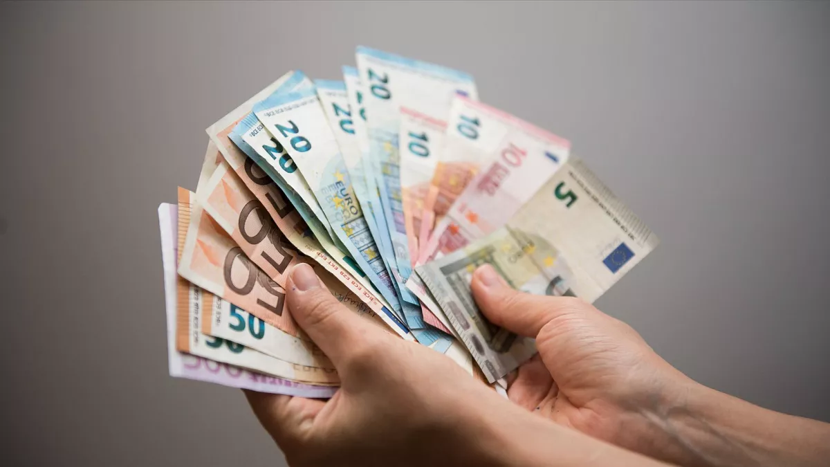 Dólar y euro mantienen su elevación frente al peso dominicano