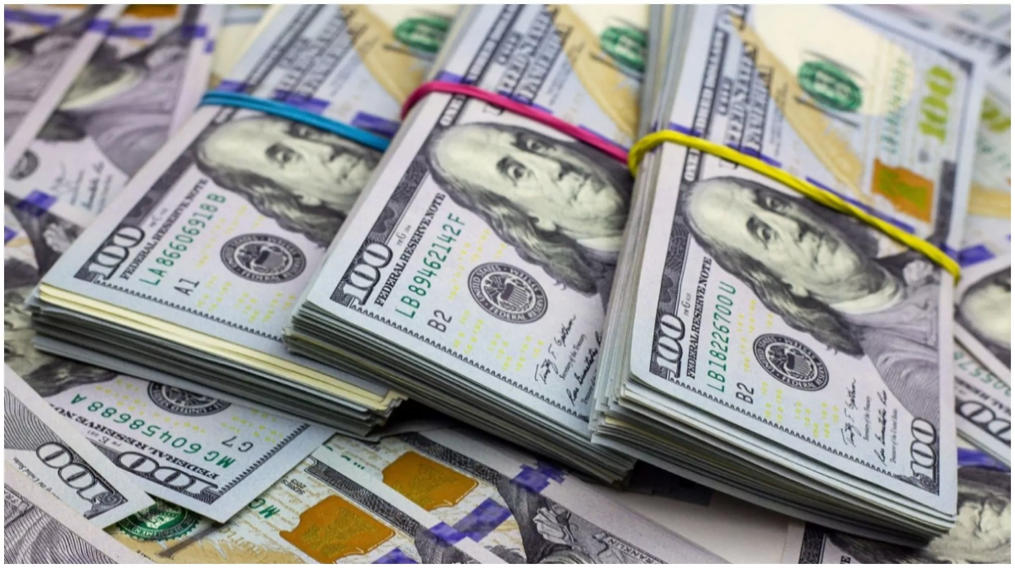 La tasa del dólar en RD llega a los 64 pesos por uno