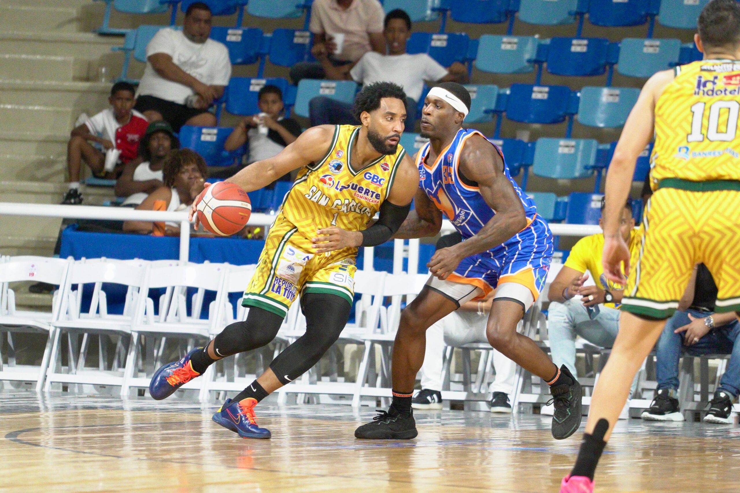 Juan Guerrero guía triunfo de San Carlos en el TBS.