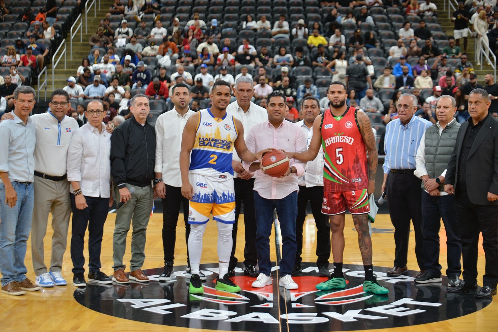 El baloncesto del Distrito Nacional arrancó con un partido entre Bameso y Mauricio en los Estados Unidos