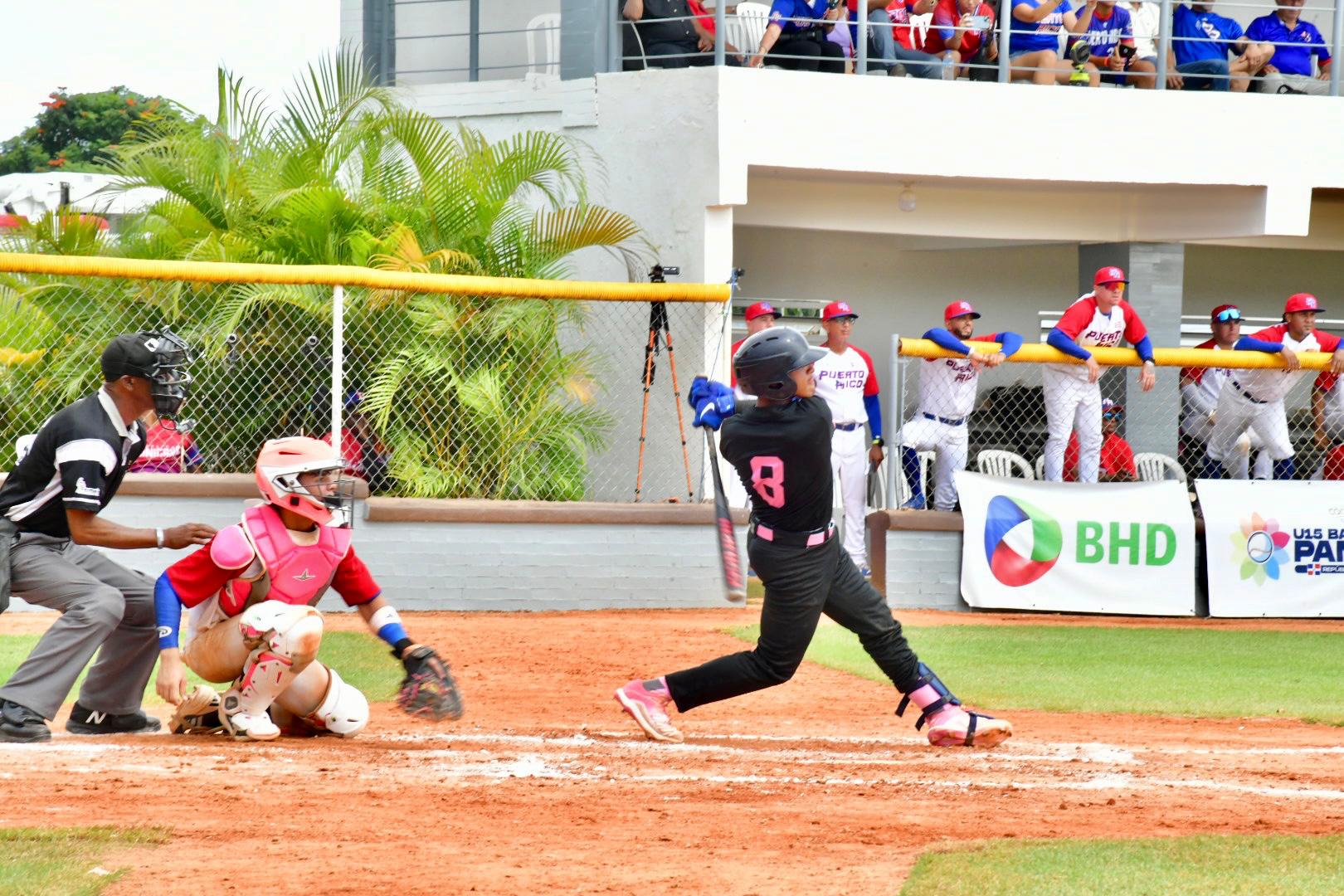República Dominicana derrota a Puerto Rico 8 por 4